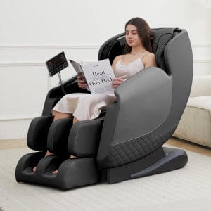 RealRelax Favor-11 styled in a living room